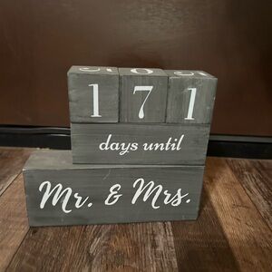 Gray Wooden Wedding Countdown Blocks